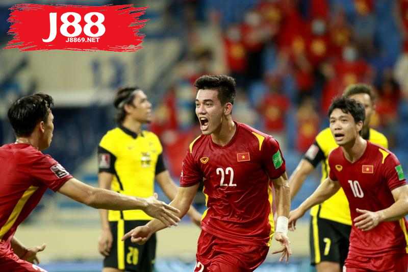 Tiến Linh báo tin vui, có thể ra sân thi đấu cho ĐT Việt Nam ở trận gặp Lào (Ảnh: VFF) Tiến Linh báo tin vui, có thể ra sân thi đấu cho ĐT Việt Nam ở trận gặp Lào (Ảnh: VFF)